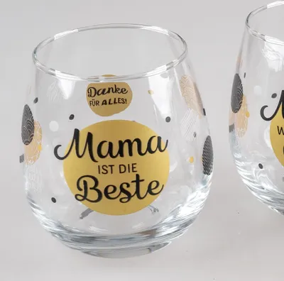 Produktbild von Geschenk Trinkglas mit Spruch Mama ist die Beste Spruchgläser von Formano