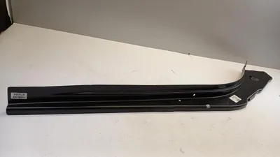 Image de Support de passage de roue Volkswagen d'origine, référence 8K0804030