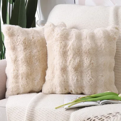 Produktbild von Set aus 2 weichen, flauschigen, kurzen Dekokissenbezügen aus Wollsamt im n Stil für Sofa und Schlafzimmer, beige, 45 x 45 cm