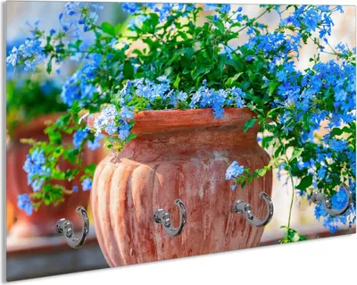 Produktbild von Wallario Schlüsselbrett aus Glas, Motiv: Blaue Blumen in einer Steinvase, 30 x 20 cm mit 4 Haken