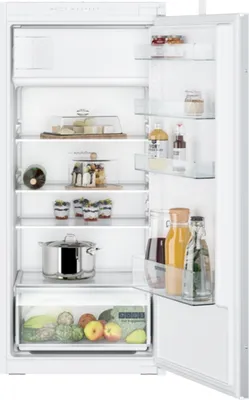Siemens KI42LNSE0 iQ100, Einbau-Kühlschrank mit Gefrierfach, 122.5 x 56 cm, Schleppscharnier Frontansicht geöffnet