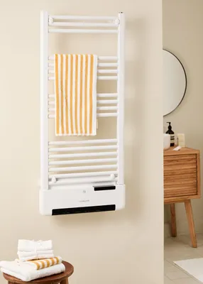 Produktbild von WARM TOWEL ADVANCE - Beheizter elektrischer Handtuchwärmer mit WiFi 1000W