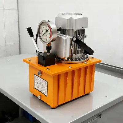 Obrázok produktu pre Hydraulický agregát – Elektrické olejové čerpadlo – Motor 750 W – Vysoký tlak 70 MPa – Nádrž 7 l – Zástrčka 220 V (EÚ) – Prenosný pre autoservisy – Oranžová farba