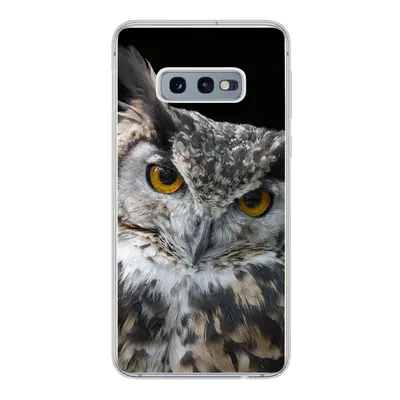 Produktbild von MuchoWow® Handyhülle Schutzhülle Hülle für Samsung Galaxy S10e Porträt einer braunen Eule auf schwarzem Hintergrund Silikon Softcase Handy Hülle - Handy
