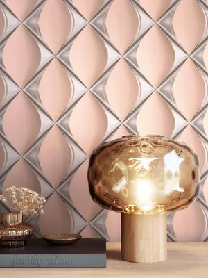 Produktbild von NEWROOM Tapete Rosa Vliestapete Leicht Glänzend - Retrotapete Retro Silber  Vintage 3D Optik Metallic Glamour