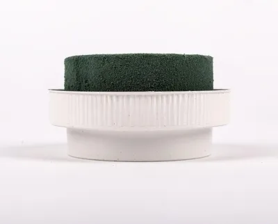 Produktbild von INNA-Glas Runde Steckschwann ONORATA für Blumengestecke, grün-weiß, 5,5cm, Ø10cm - Steckschaum Schale