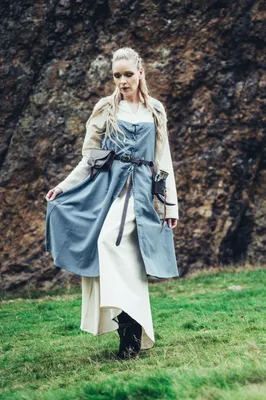 Produktbild von Wikinger Überkleid Taubenblau "Inka" S/M