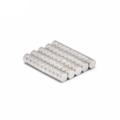 Immagine prodotto di Magneti al neodimio, forma disco, dimensioni 3 x 2 mm - confezione da 25 pezzi