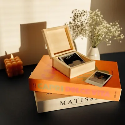 Produktbild von Creative Deco Kleine Holzkiste mit Deckel - 10x10x5 cm (+/-0,5 cm) - Geschenkbox