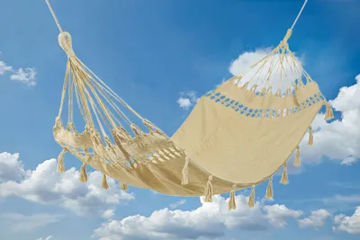Produktbild von Hängematte Fransen Boho Beige Weiß Ibiza Hängeliege Baumwolle 180x100cm