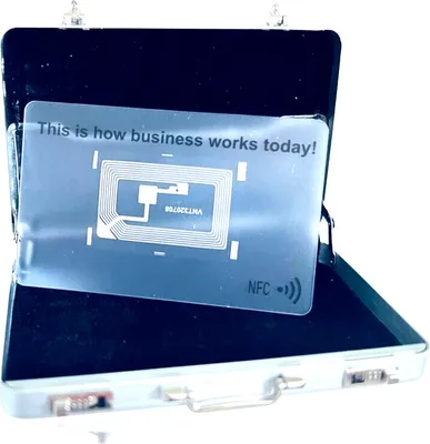 Produktbild von 1 Stk. transparente, exclusive, digitale NFC-Ntag213 Business Card
