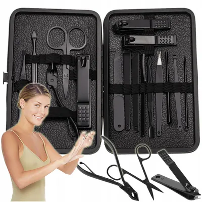 Produktbild von Großes Maniküre-Set mit 16 Nagelwerkzeugen in einem schwarzen Etui als Geschenk