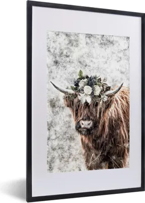 Produktbild von MuchoWow® MuchoWow® Gerahmtes Poster Schottisches Hochlandrind - Schwarz - Weiß - Blumen 40x60 cm - Poster mit zchwarzem Bilderrahmen - Poster in Rahmen