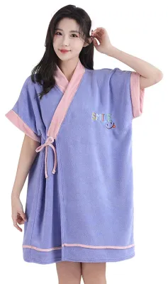 Produktbild von Bademantel für Damen aus weichem