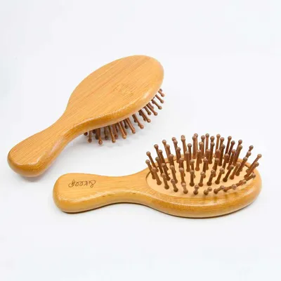 Image de Brosse à crinière en bois pour hobby horse