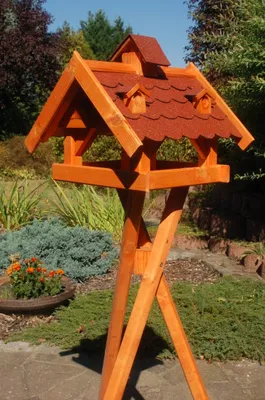 Produktbild von Vogelhaus mit Bitumschindeln und Ständer