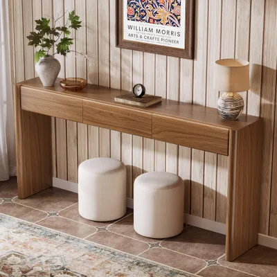 Zdjęcie produktu dla Stolik konsolowy Tribesigns z 3 szufladami, drewniany stolik wejściowy o długości 180 cm umieszczony za sofą, konsola w stylu rustykalnym z miejscem do przechowywania