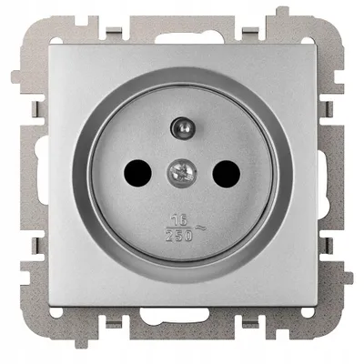 Image de VESTRA prise 2P+Z sans cadre encastrée IP 20 - couleur argent 3833-16