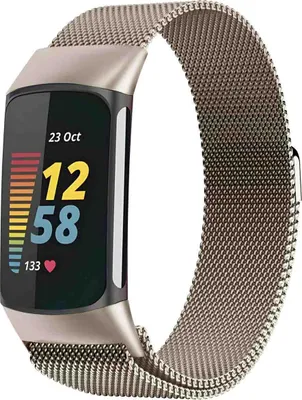 Productafbeelding van imoshion Milanees magnetisch bandje voor de Fitbit Charge 5 - Maat S - Starlight