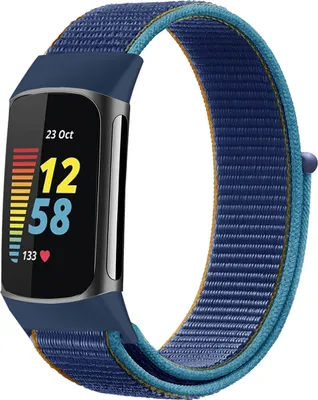 Produktbild von imoshion Nylonarmband für das Fitbit Charge 5 - Größe S - Dunkelblau