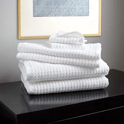 Imagen del producto de Juego de toallas de algodón de secado rápido Silecomplaza, que incluye: 2 toallas de baño, 2 toallas de mano y 2 toallitas, color blanco