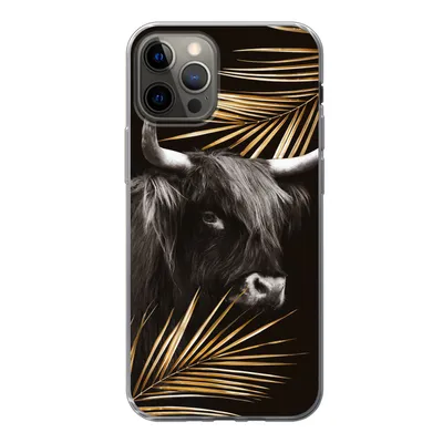 Produktbild von MuchoWow® Handyhülle Schutzhülle Hülle für iPhone 13 Pro Schottischer Highlander - Blätter - Gold Silikon Softcase Handy Hülle - Handy-Tasche