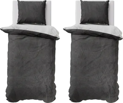 Produktbild von Winter Bettwäsche Teddy Plüsch 135x200 + 80x80 Bettbezug Cashmere Touch Nicki Uni / Wende Silber Anthrazit, 4 teilig