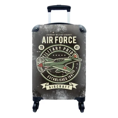 Produktbild von MuchoWow® Koffer Handgepäck Trolley Rollkoffer Kleine Reisekoffer mit 4 Rollen - Mancave - Flugzeug - Retro - Zitat - Cabin Size < 55x40x23 cm & 55x40x20 cm - Fotokoffer - Kabinenkoffer - Boardgepäck - Reise-Box - Reisekoffer - Reisegepäck - Koffer mit Bild - Trolley für Kinder