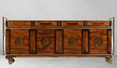 Obrázek produktu pro Casa Padrino příborník ve vintage stylu se 4 zásuvkami a 4 dvířky hnědý / mosazný 262 x 45,5 x v. 112 cm - Skříňka ve vintage stylu - Nábytek z masivu - Nábytek ve vintage stylu - nábytek