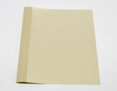 Produktbild von Ösenmappe, Lederstruktur, 1,5mm, Farbe perlweiß, glasklare Folie, VPE= 100 St.