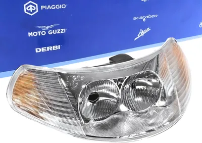 Immagine prodotto di Faro anteriore originale Piaggio, modello "restyling", senza lampadine, per scooter Hexagon LX
