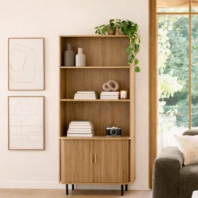 Imagen del producto de Estantería de diseño con puertas correderas