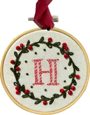 Produktbild von DIY Bestickte Weihnachtsornamente, personalisiertes Monogramm-Stickset mit Initialen von A–Z, Mini-Stickset für Anfänger, handgefertigt