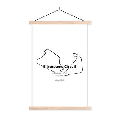 Produktbild von MuchoWow® Textilposter Silverstone - Formel 1 - Rennstrecke 40x60 cm mit holzfarbenen Rahmen - Poster