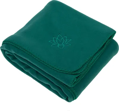 Produktbild von Yogadecke ASANA BLANKET aus Fleece mit LOTUS Stick dunkelgrün