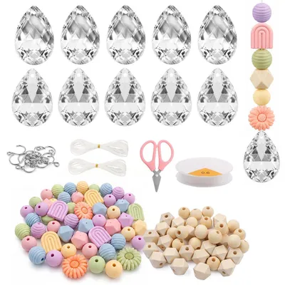 Immagine prodotto di Kit per creare decorazioni solari in cristallo, fai da te, con 122 pezzi, tra cui perline di legno e sfere di cristallo, ideale per decorare le finestre, colore verde
