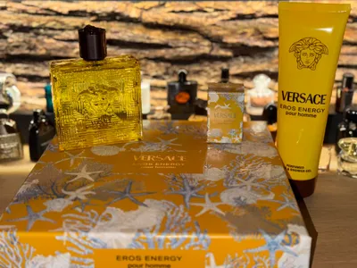 Produktbild von Versace Eros Energy Geschenkset Eau de Parfum 100ml/Bath & Shower Gel 150ml/Mini