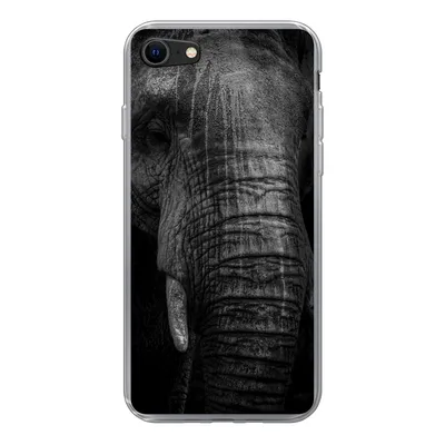 Produktbild von MuchoWow® Handyhülle Schutzhülle Hülle für iPhone 8 Elefant auf schwarzem Hintergrund in schwarz und weiß Silikon Softcase Handy Hülle - Schutzhaube