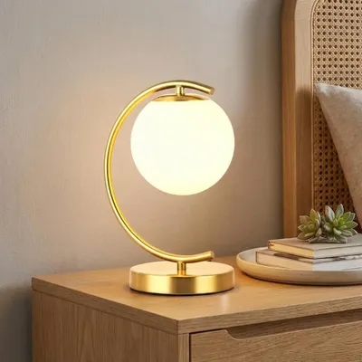 Obrázok produktu pre BARCELONA – LED stolná lampa, pätica E27, žiarovka G45, sklenená guľa, zlatá farba