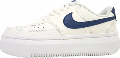 Immagine prodotto di Scarpe da ginnastica Nike Court Vision Alta da donna, modello stringato, colore bianco, ideali per il tempo libero