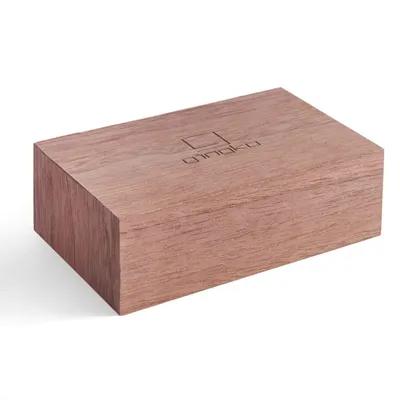 Image de Horloge de table en bois de noyer naturel