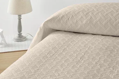 Zdjęcie produktu dla Unyqoos® Kołdra z mikrofibry, 200x260 cm – lekki, przewiewny narzuta do łóżka, idealna na wiosnę i lato, kolor beżowy, 100% poliester