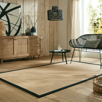 Produktbild von "Trent" Kira Jute-Teppich mit Naturkautschuk-Rücken für aktive Wohnbereiche. Farbe: Braun-Schwarz, 200x290 cm | Kadima Design