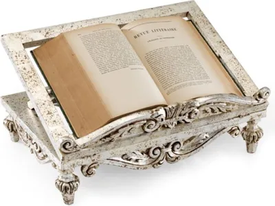 Produktbild von Casa Padrino Luxus Barock Buchstütze Antik Weiß - Handgefertigter Massivholz Buchständer im Barockstil - Barock Deko Accessoires - Luxus Qualität -  Italy