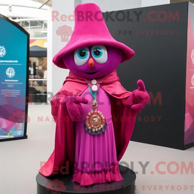 Produktbild von Maskottchenfigur REDBROKOLY eines magentafarbenen Zirkusdirektors mit Maxikleid und Schalklammern