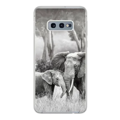 Produktbild von MuchoWow® Handyhülle Schutzhülle Hülle für Samsung Galaxy S10e Elefant - Tiere - Natur - Schwarz und weiß Silikon Softcase Handy Hülle - Handy