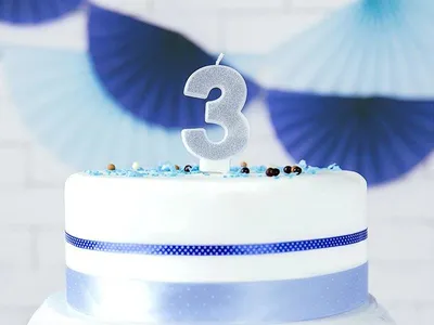 Image de Bougie d'anniversaire numéro 3 avec paillettes 7cm argenté