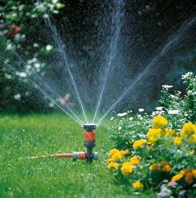 Image de Gardena, arroseur circulaire Vario sur traîneau, Comfort