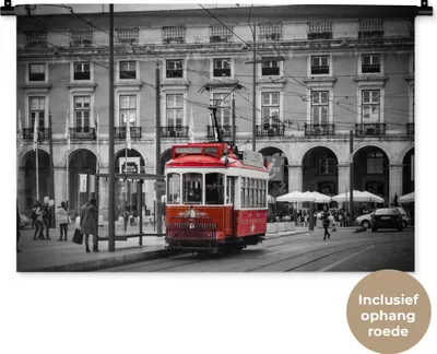 Produktbild von MuchoWow® Wandteppich Wandbehang Schwarz-Weiß-Foto mit einer roten Straßenbahn 90x60 cm Tapisserie Dekoration Wandtuch - Wandskulpturen - Bildteppich