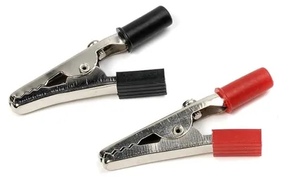 Imagen del producto de GForce GF-1012-002: Conector con pinzas de cocodrilo, tamaño medio, color rojo y , 1 par